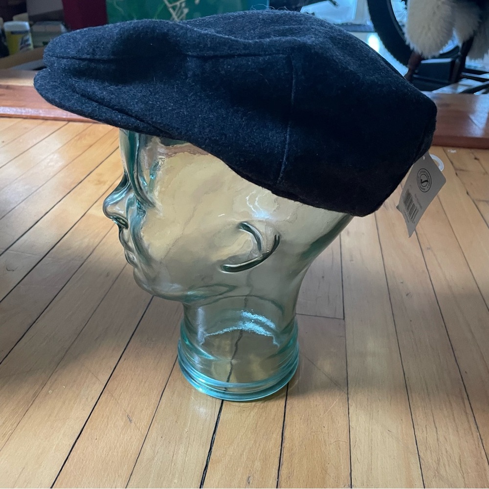 Penmans Black Flat Cap wool